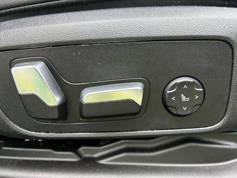 Used 2024 BMW X3 xDrive30i AWD/4WD image 17