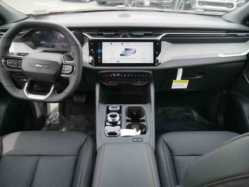 New 2026 Jeep Cherokee Limited image 4