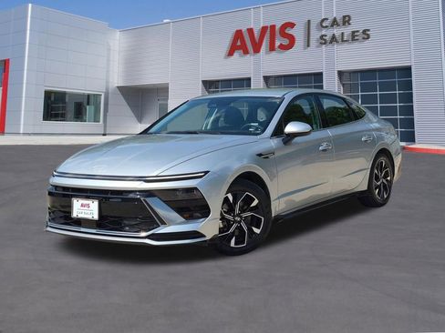 Used 2025 Hyundai Sonata SEL FWD image 1