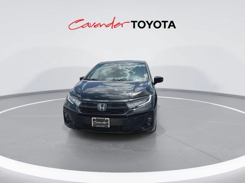 Used 2025 Honda Odyssey Sport-L image 3
