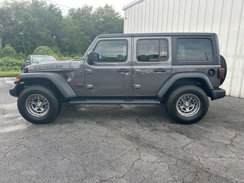 Used 2025 Jeep Wrangler Unlimited Sport AWD/4WD image 9