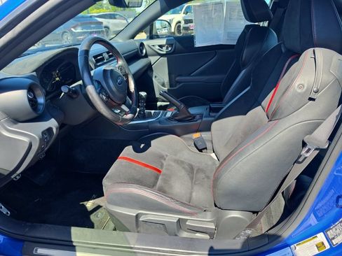 Used 2022 Subaru BRZ Limited RWD image 3