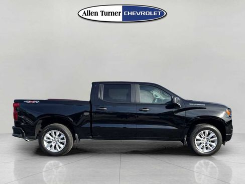 New 2026 Chevrolet Silverado 1500 Custom image 3