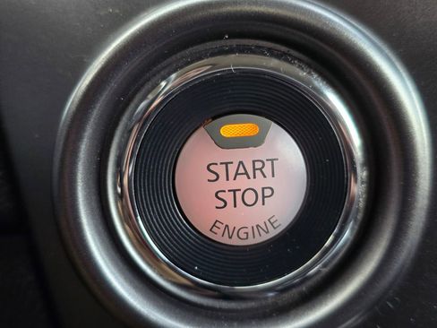 Used 2016 Nissan Titan Platinum Reserve image 34