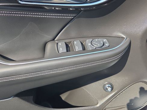 Used 2023 Buick Envision Preferred FWD image 12