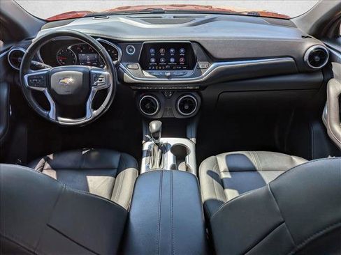Used 2022 Chevrolet Blazer LT FWD image 19
