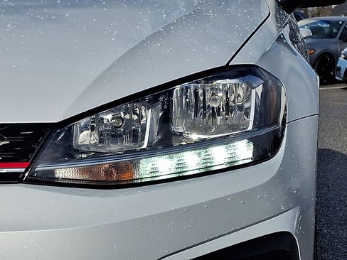 Used 2018 Volkswagen GTI S image 11