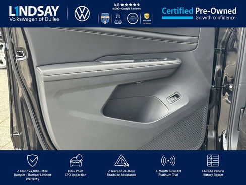 Certified 2024 Volkswagen Atlas Cross Sport SEL image 9