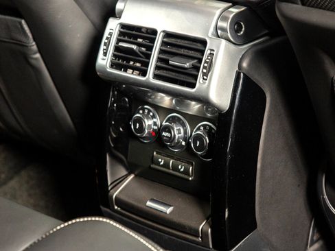 Used 2011 Land Rover Range Rover Autobiography image 23