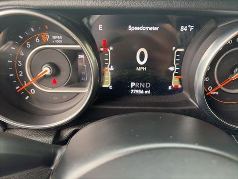 Used 2020 Jeep Wrangler Unlimited Sahara AWD/4WD image 11