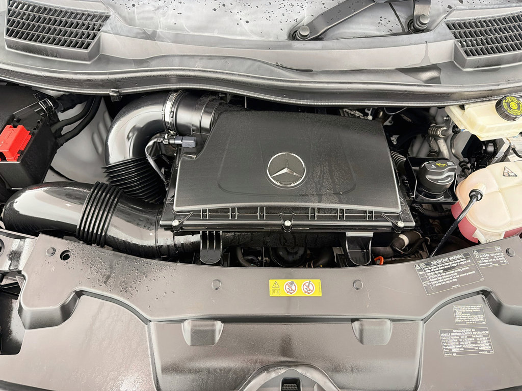 Used 2022 Mercedes-Benz Metris image 13