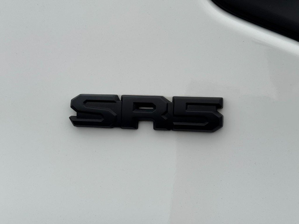 Used 2025 Toyota Tundra SR5 AWD/4WD image 10