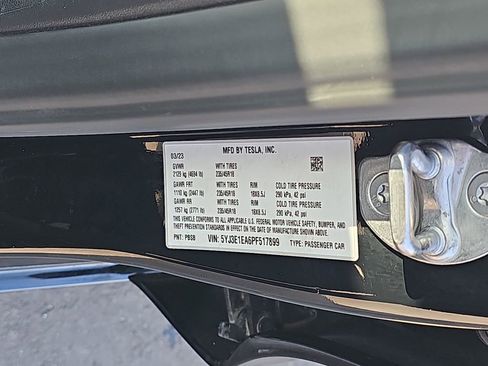 Used 2023 Tesla Model 3 Standard Range image 40