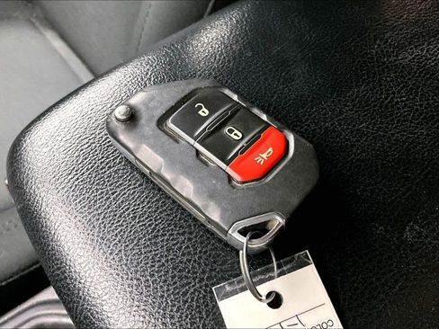 Used 2021 Jeep Wrangler Unlimited Sport AWD/4WD image 12