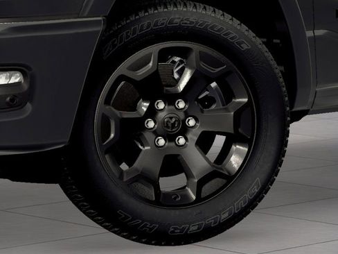 New 2026 RAM 1500 4x4 Crew Cab image 18