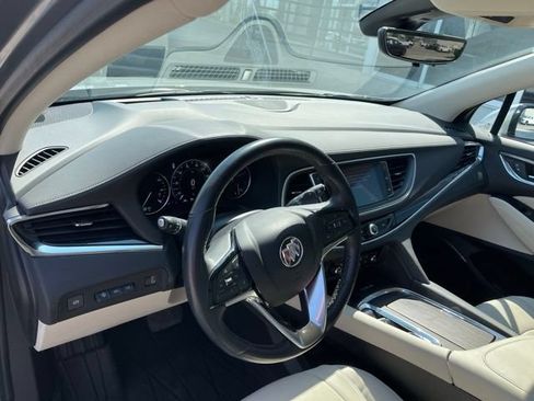 Used 2023 Buick Enclave Avenir w/ Avenir Technology Package AWD/4WD image 7