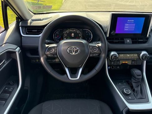 Certified 2025 Toyota RAV4 XLE w/ Convenience Package AWD/4WD image 19