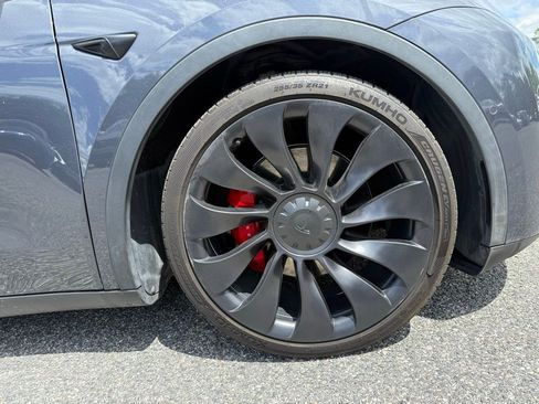Used 2022 Tesla Model Y Performance AWD/4WD image 7