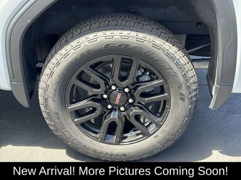 Certified 2024 GMC Sierra 1500 Elevation AWD/4WD image 32
