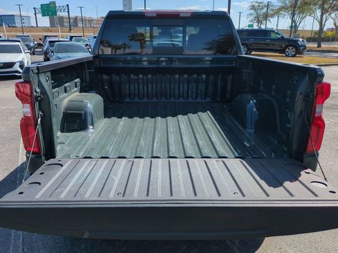 Used 2025 Chevrolet Silverado 1500 LT Trail Boss w/ Convenience Package II image 13