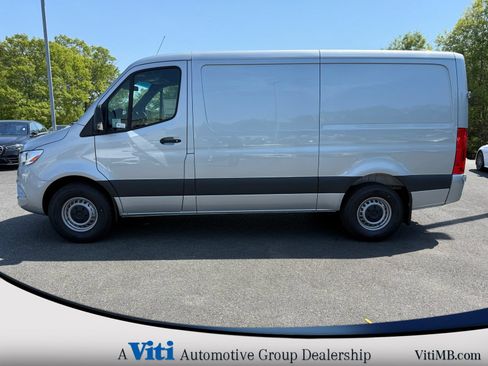 Used 2026 Mercedes-Benz Sprinter 2500 image 5