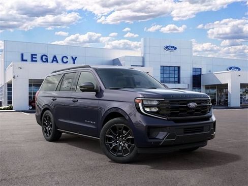 New 2027 Ford Expedition Platinum RWD image 4