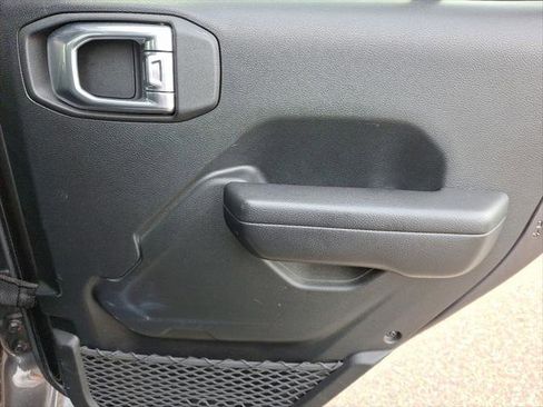 Certified 2021 Jeep Gladiator Mojave image 14