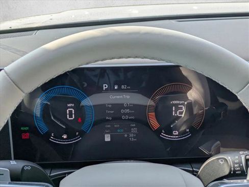 New 2026 Hyundai Santa Fe SE FWD image 12