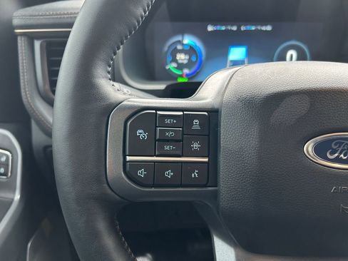 Used 2023 Ford F150 Lightning Lariat w/ Max Trailer Tow Package image 17