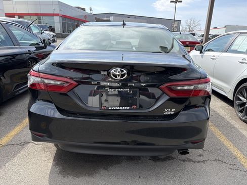 Used 2023 Toyota Camry XLE image 6