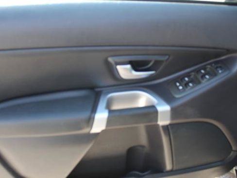 Used 2013 Volvo XC90 3.2 image 14