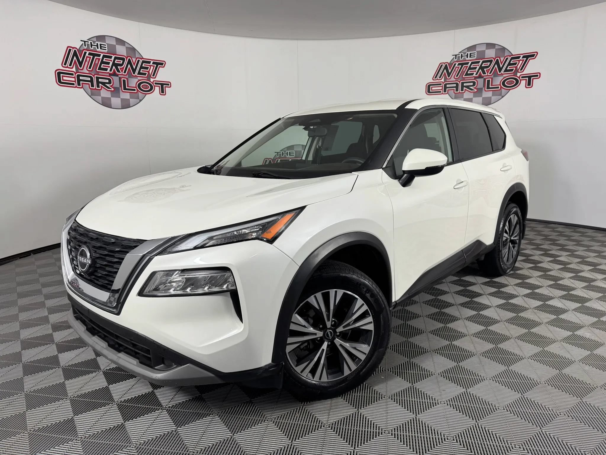 Used 2023 Nissan Rogue SV AWD/4WD image 1