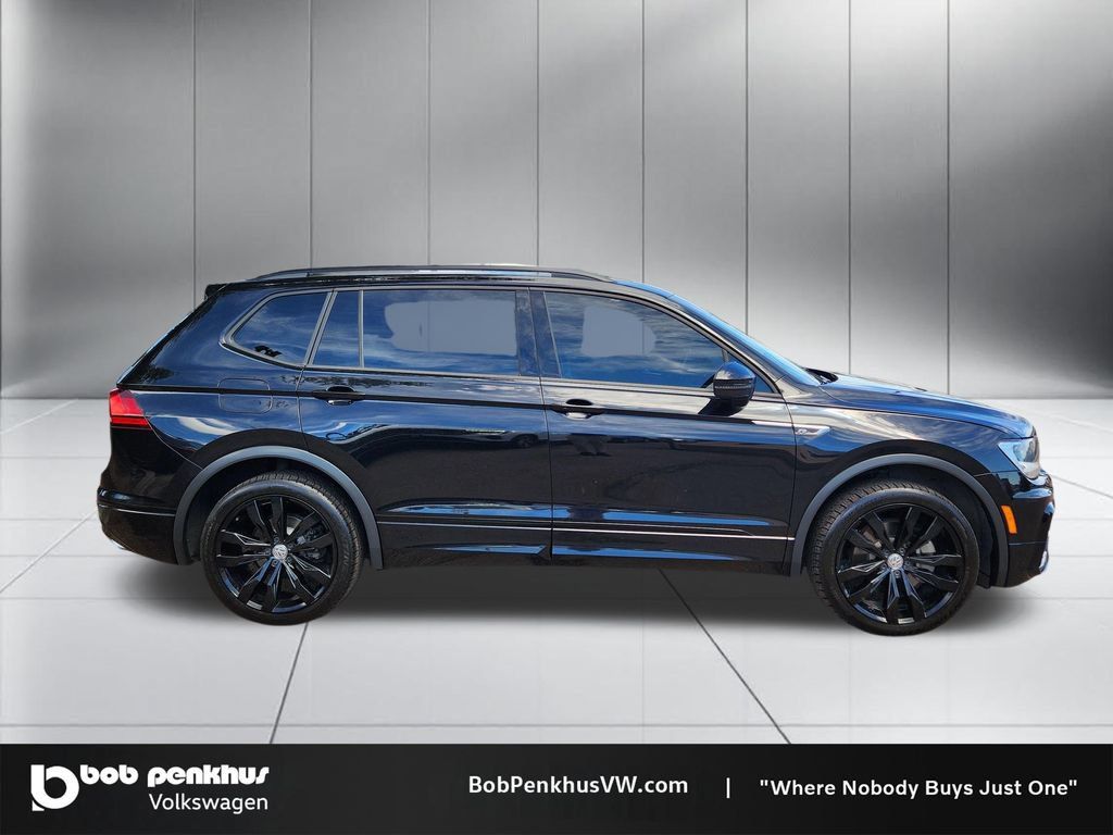 Used 2021 Volkswagen Tiguan SE R-Line AWD/4WD image 24