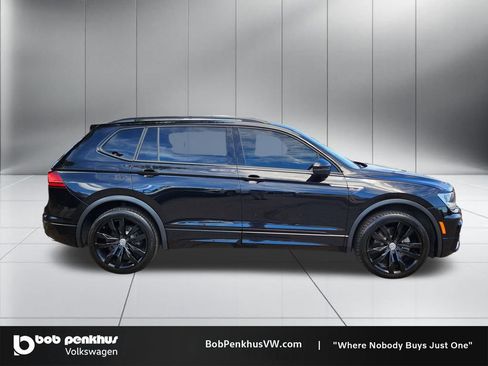Used 2021 Volkswagen Tiguan SE R-Line AWD/4WD image 24