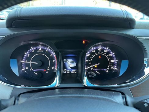 Used 2014 Toyota Avalon Limited image 22