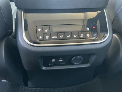 New 2026 INFINITI QX80 Luxe image 28