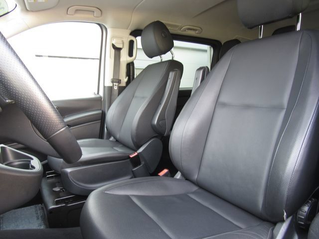 Used 2023 Mercedes-Benz Metris Passenger image 10