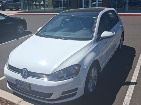 Used 2016 Volkswagen Golf SE FWD image 7