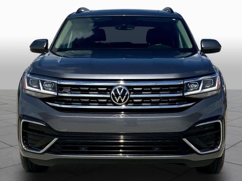 Used 2021 Volkswagen Atlas SE w/ Panoramic Sunroof Package image 3
