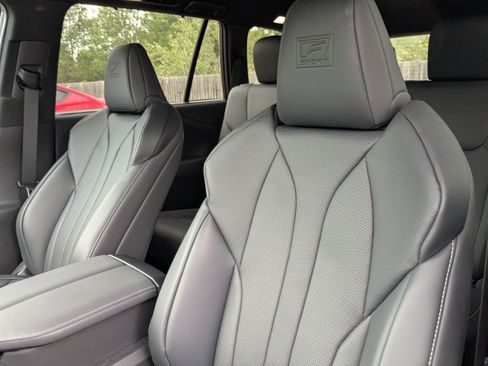 Certified 2025 Lexus TX 500h AWD w/ Technology Package image 7