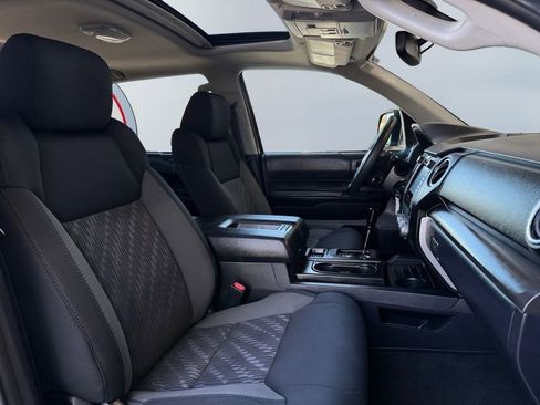 Used 2018 Toyota Tundra SR5 image 24