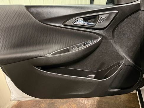 Used 2023 Chevrolet Malibu LT image 12