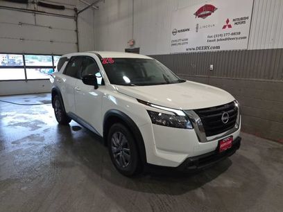 Certified 2025 Nissan Pathfinder S