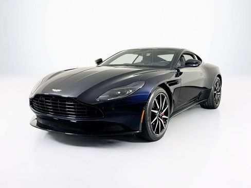 Used 2021 Aston Martin DB11 Coupe RWD image 1