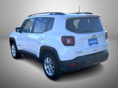Certified 2022 Jeep Renegade Latitude w/ Convenience Group image 7