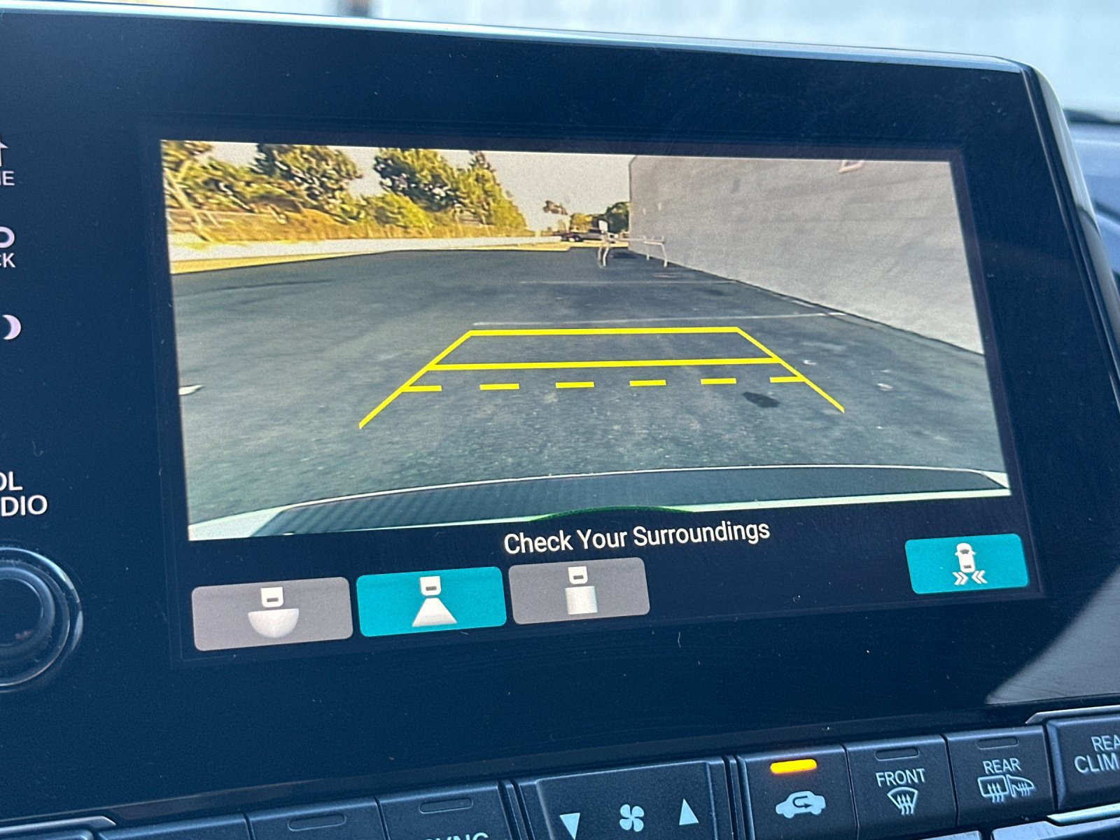 Used 2021 Honda Odyssey EX image 22