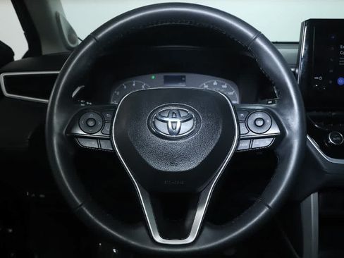 Used 2024 Toyota Corolla Cross LE w/ Moonroof Package AWD/4WD image 22