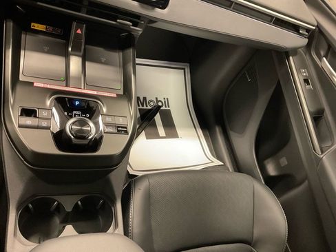 New 2026 Subaru Solterra image 21