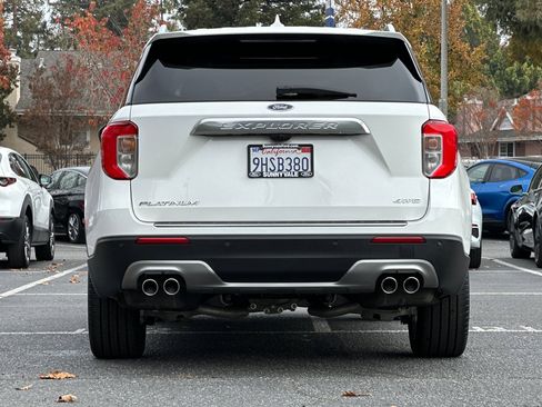 Used 2023 Ford Explorer Platinum w/ Equipment Group 601A image 5