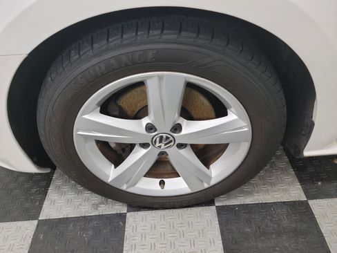 Used 2012 Volkswagen Passat 2.5 SE image 31